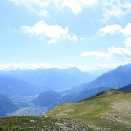 Chalet Baita Delle Favole Di Rosarita Berbenno di Valtellina Exterior foto