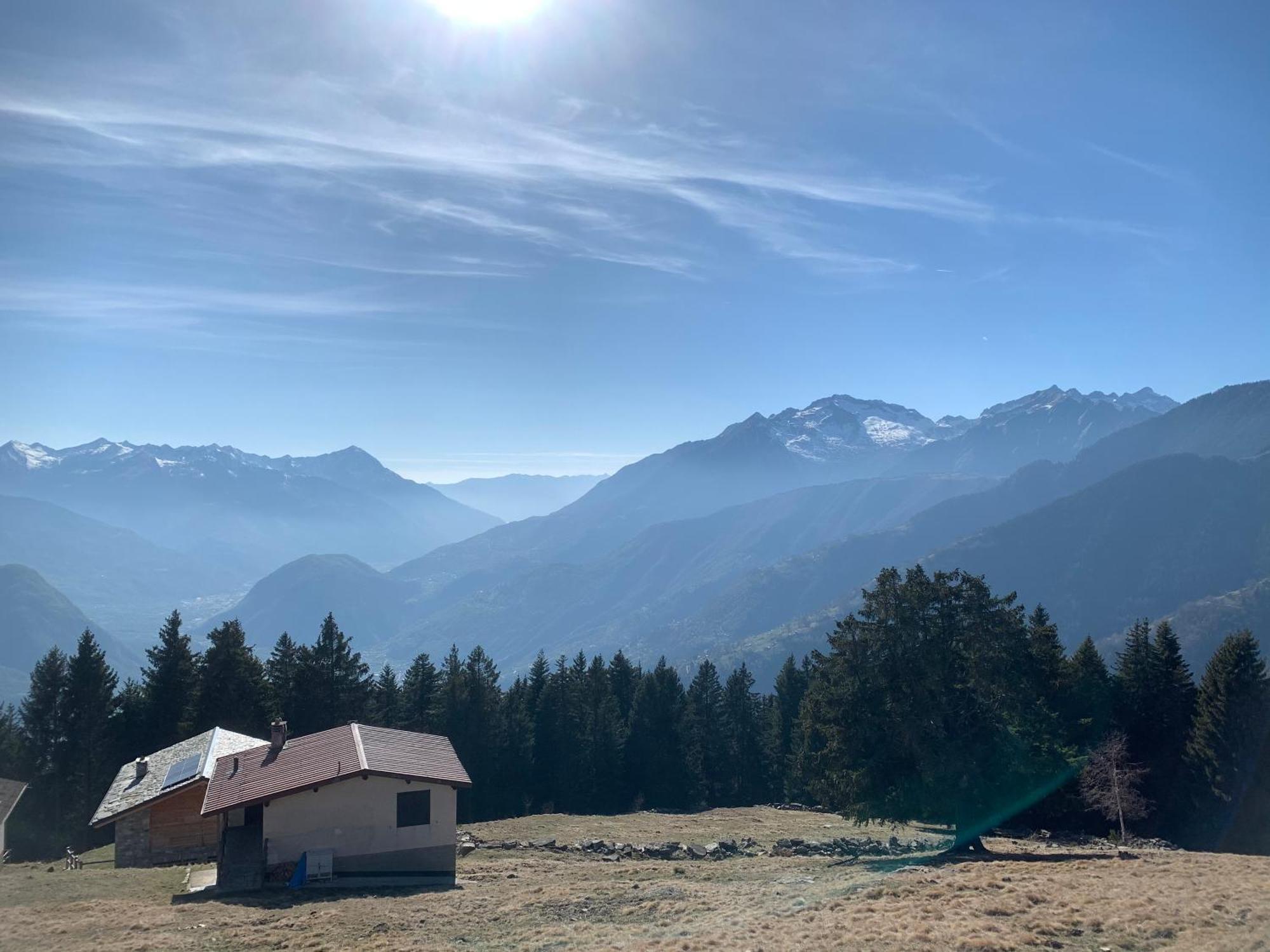 Chalet Baita Delle Favole Di Rosarita Berbenno di Valtellina Exterior foto