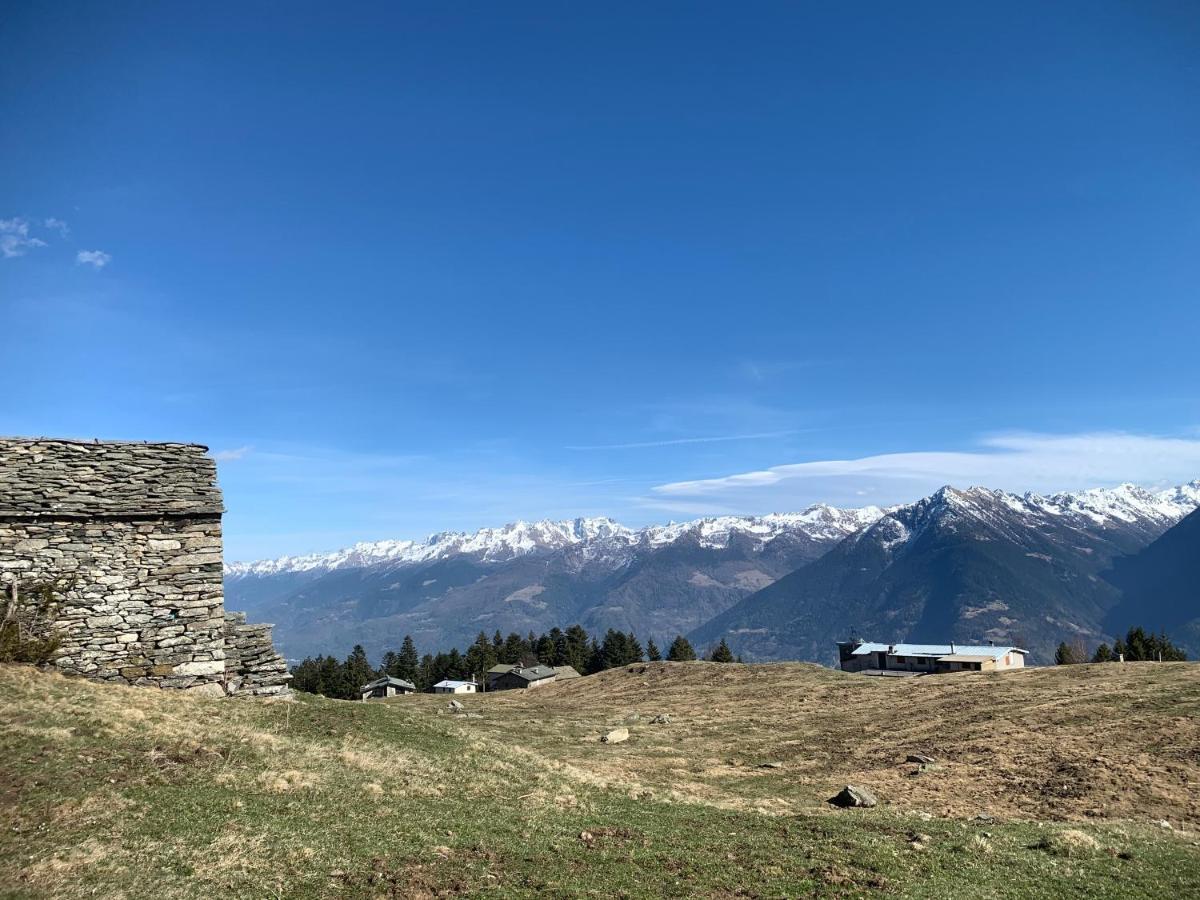 Chalet Baita Delle Favole Di Rosarita Berbenno di Valtellina Exterior foto